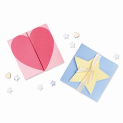 Matrices de découpe Thinlits Sizzix - Cœur et étoile - Par Kath Breen