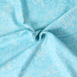 Tissu Coton imprimé Batik Tortika sur fond Bleu ciel - Au mètre
