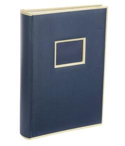 Album photo Semikolon « Pocket 300 » – 300 pochettes (100 pages) – 22,5 × 32,8 cm – pages crème – couverture marine