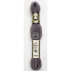 Fil de laine - DMC - Laine Colbert - 100% laine - Bitume mouillé - 7066 - Canevas