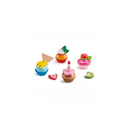 Cupcakes - quatre cupcakes et différentes garnitures - Hape