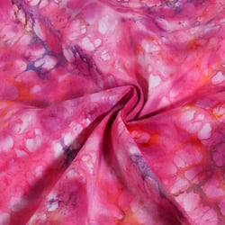 Tissu Viscose Batik Effet aquarelle sur fond Rose