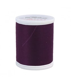 Fil à Coudre Laser 100% Polyester 500m Universel de Distrifil : Résistance et Couleurs Éclatantes pour Vos Projets de Couture 2322 Violet