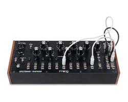 Synthétiseur semi-modulaire Moog Spectravox - Noir - 2,4 kg