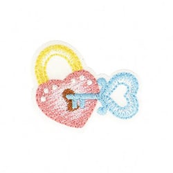Lot de 3 écussons thermocollants cadenas cœur 2,5x2,5cm