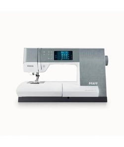 Machine à coudre PFAFF Quilt Expression™ 720 – Édition Spéciale – NOIR