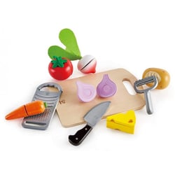 Les ustensiles de cuisine indispensables - aliments bois a decouper - hape - e3154