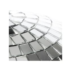 Boule à facettes - Décoration - Fête - A suspendre - 20cm diamètre - Argent
