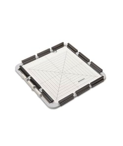 Cadre de Broderie à Pinces de Taille Moyenne - 215x215mm - BERNINA : La solution parfaite pour les passionnés de quilt Blanc