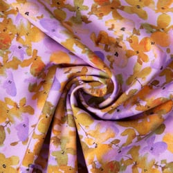 Tissu Viscose extensible Fleurs Violettes jaune et vert sur fond Lavande