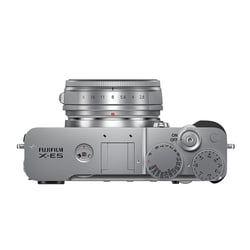 FUJIFILM X-E5 Silver + XF 23mm f/2.8 R WR