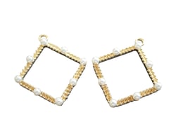 2 Pendentifs losange avec perles blanches - 33*30mm - doré