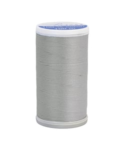 Fil à Coudre Laser 100% Polyester 100m Universel de Distrifil : Solidité et Éclat pour Vos Créations Couture 3140 Gris