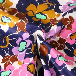 Tissu Coton Satiné Fleurs oversize abstraites sur fond Bleu marine