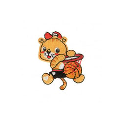 Ecusson thermocollant Lionceau au basketball 4,5cm x 3,5cm