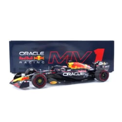 Voiture miniature de collection - MINICHAMPS - RED BULL RB19 - Échelle 1/18 - Bleu/ Rouge/ Jaune - Intérieur