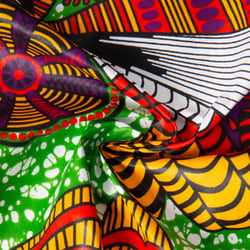 Tissu Wax africain n°912 sur fond Vert