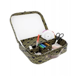 Prima Mercerie | Boîte à couture complète | Accessoires essentiels| Kit de couture avec ciseaux, fils, épingles, et plus