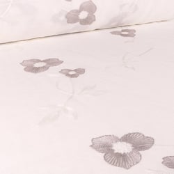 Tissu Voilage grande largeur Fleurs grises brodées sur fond Blanc cassé