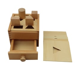Boîte Permanence 4 Formes Montessori