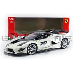 Voiture miniature - Bburago - Ferrari FXX-K Evoluzione 2018 - Blanc/Noir - 1/18