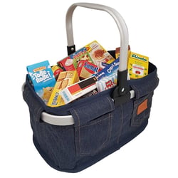 Panier de supermarché en jeans