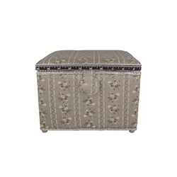Boîte à couture 26x26x19cm fleurs grises