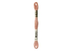 Fil à broder DMC - Mouliné spécial - Sable rose n°3771