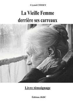 La vieille femme derrière ses carreaux