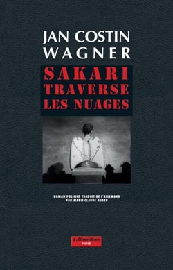 Sakari traverse les nuages