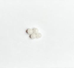 Pierres synthétiques blanches 8 mm