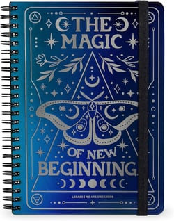 Carnet Legami - Bleu – A4 21 x 29,7 cm – The magic of new beginning - 160 pages lignées