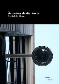 Às noites de distância