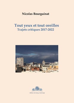 Tout yeux et tout oreilles