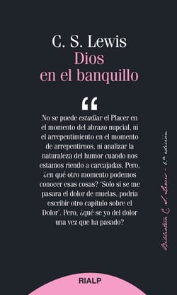 Dios en el banquillo