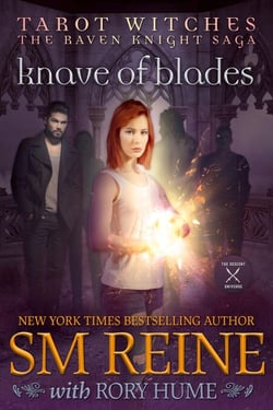 Knave of Blades - Tarot Witches: The Raven Knights Saga, #1