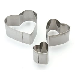 3 EMPORTE PIECES METAL CŒURS 3 EMPORTE PIECES METAL CŒURS