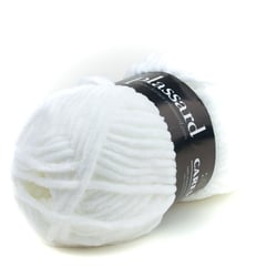 Pelote de fil à tricoter 100% polyester - Plassard - Caresse - Blanc 200