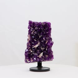 Amethyste sur base metal 1750-2000g