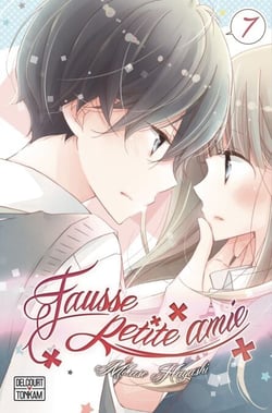 Fausse petite amie T07