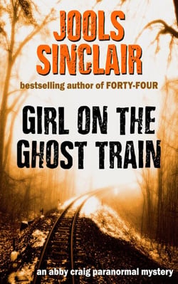 Girl on the Ghost Train - An Abby Craig Paranormal Mystery, #1