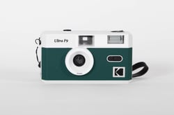Kodak Ultra F9 Appareil photo réutilisable 35 mm –  sans mise au point, flash intégré