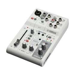 Yamaha AG03 – Table de mixage polyvalente avec interface USB audio pour le streaming et l'enregistrement – bland