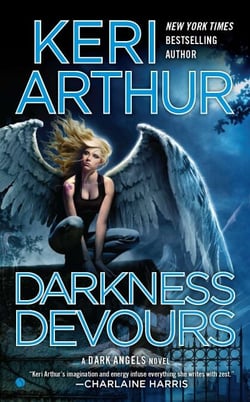 Darkness Devours - A Dark Angels Novel