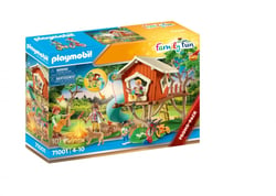 Cabane dans les arbres et toboggan