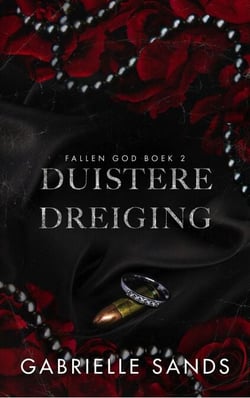 Duistere dreiging - Fallen God, #2