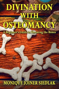 Divination with Osteomancy: A Beginner's Guide to Throwing the Bones - Divination Magic for Beginners, #3