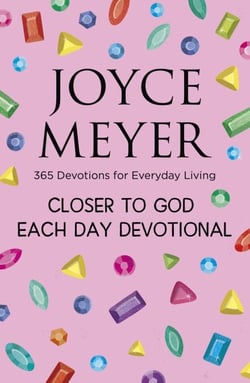Closer to God Each Day Devotional - 365 Devotions for Everyday Living