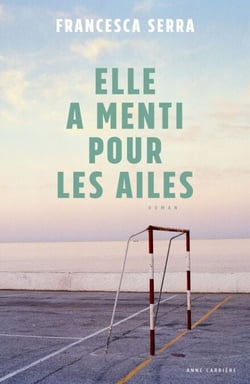 Elle a menti pour les ailes