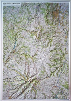 60176 MONTS D'AUVERGNE 113 X 80